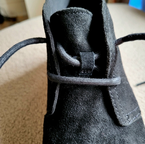 UGG Australia Black Suede Chukka Boots Size 9 - Picture 4 of 10